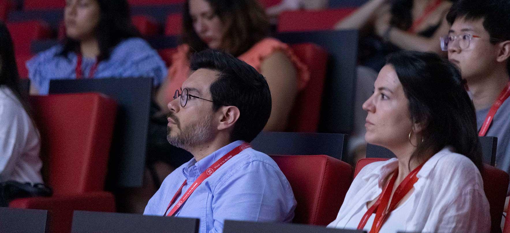 Alumni: La red de quie﻿nes nunca dejan de crecer