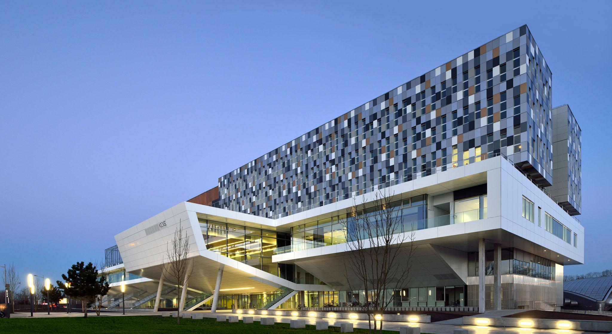 Kedge Business School campus