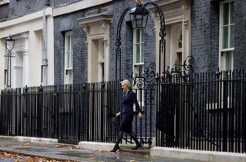 Liz Truss resigns