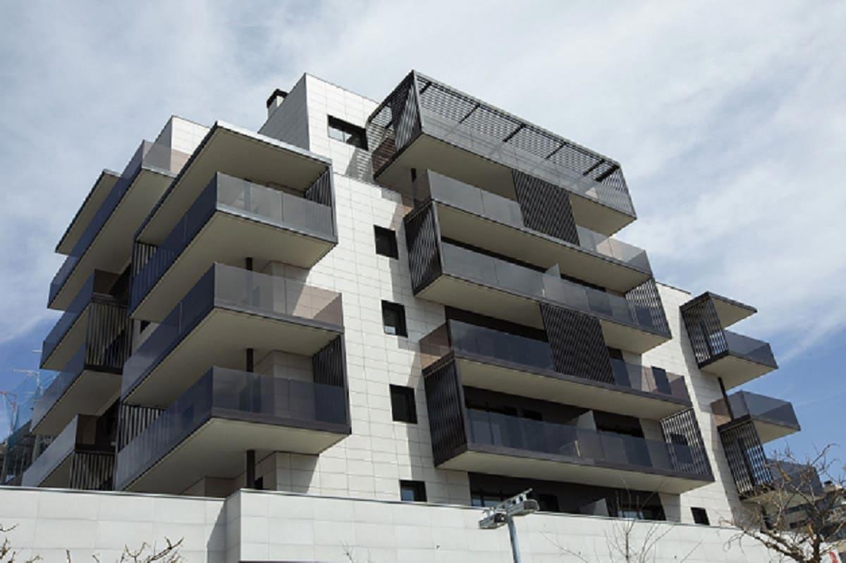 La UPF-BSM impulsa el primer ‘Premio al mejor TFM en Vivienda Digna y Sostenible’ con la Fundación Metropolitan House